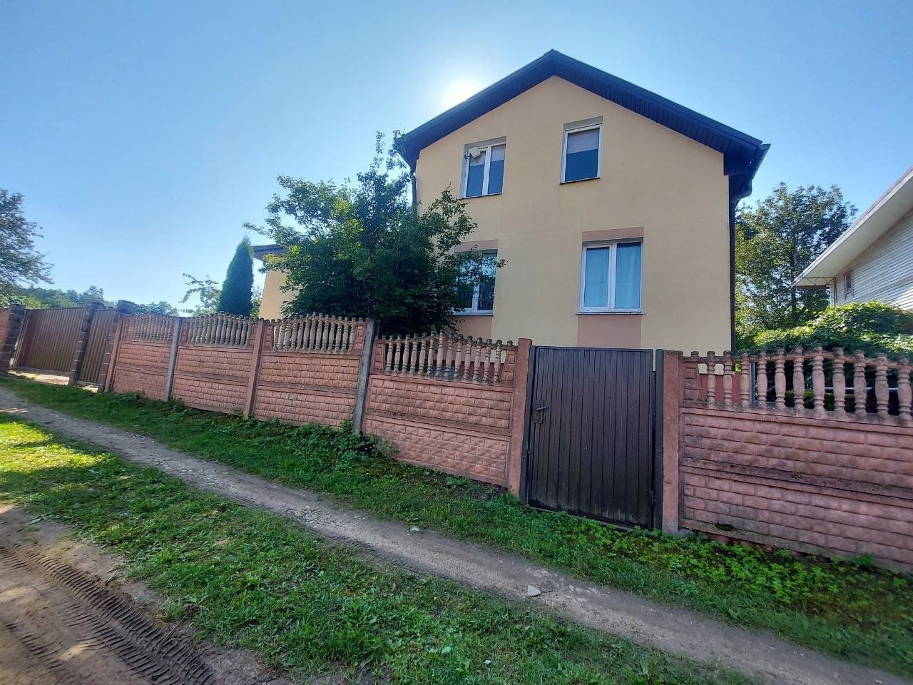 Продаётся готовый к проживанию дом с комплексом построек в 10 км от Минска — СТ Романовка, 357А