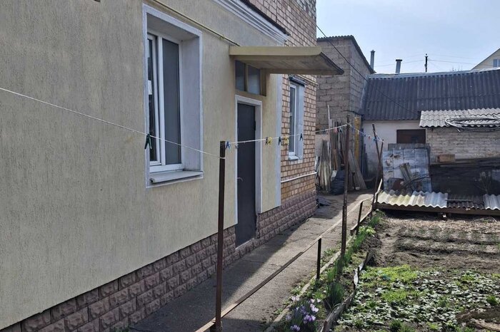 Однокомнатная квартира в жилом доме!